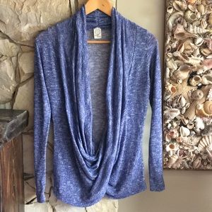 Sun & Moon crisscross wrap top